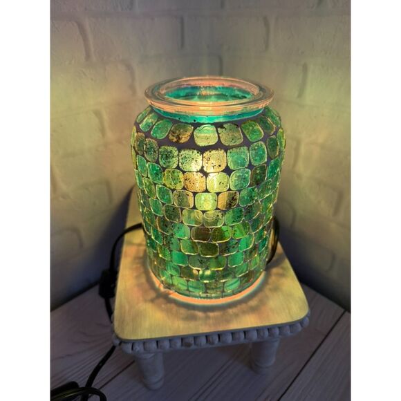 Scentsy On The Seashore Wax Warmer - Picture 8 of 8